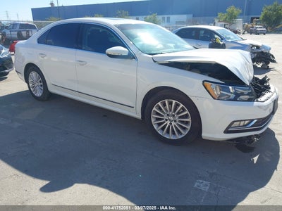 VOLKSWAGEN PASSAT 2016