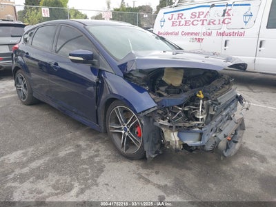 FORD FOCUS 2017