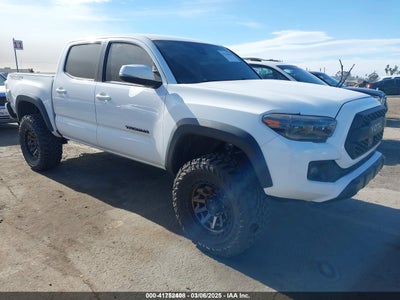 TOYOTA TACOMA 2019