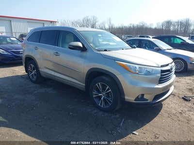 TOYOTA HIGHLANDER 2016