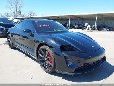 PORSCHE TAYCAN 2023
