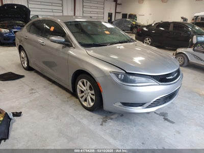 CHRYSLER 200 2015