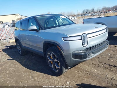 RIVIAN R1S 2024