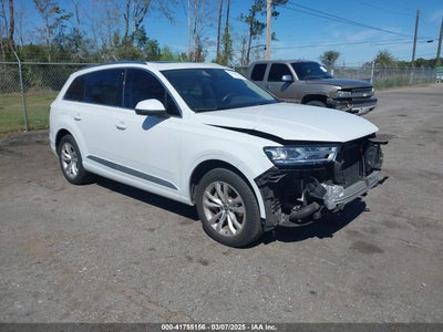 AUDI Q7 2017