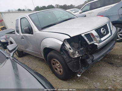NISSAN FRONTIER 2017