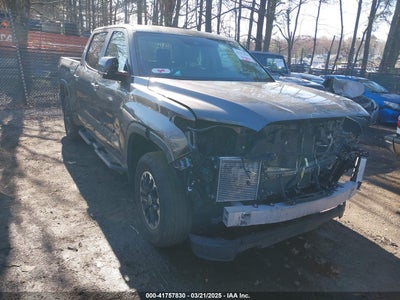 TOYOTA TUNDRA 2024