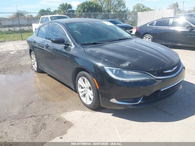 CHRYSLER 200 2017