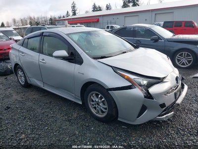 TOYOTA PRIUS 2017