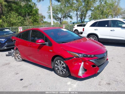 TOYOTA PRIUS PRIME 2021