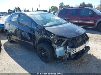 TOYOTA PRIUS 2014