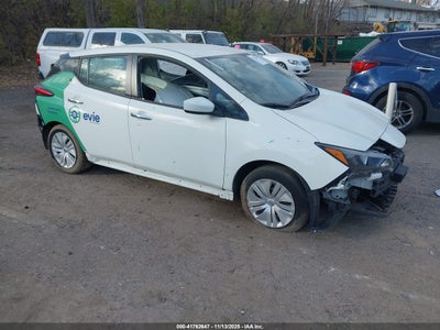 NISSAN LEAF 2023
