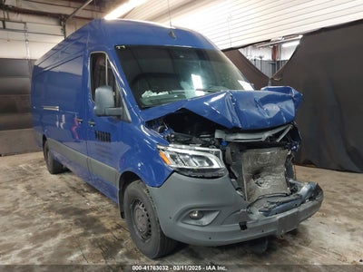 MERCEDES-BENZ SPRINTER 2500 2023