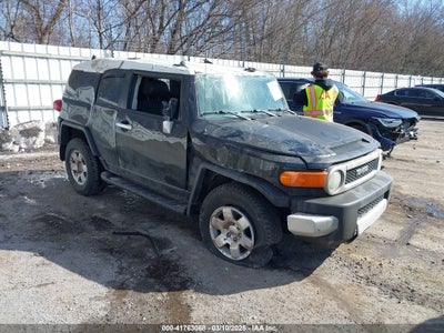 TOYOTA FJ CRUISER 2008