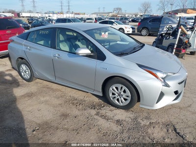 TOYOTA PRIUS 2016