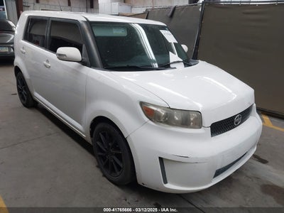 SCION XB 2010