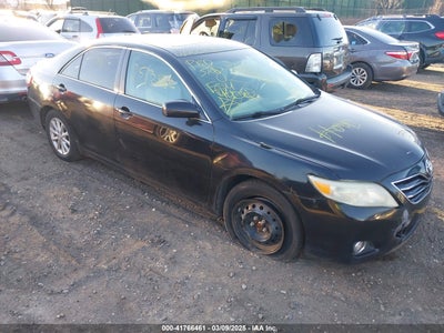 TOYOTA CAMRY 2011