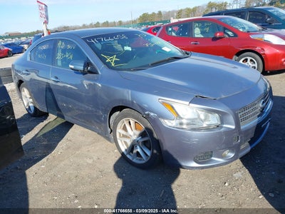 NISSAN MAXIMA 2010
