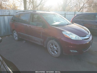 TOYOTA SIENNA 2006