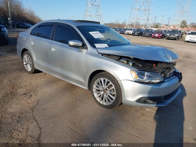 VOLKSWAGEN JETTA 2011