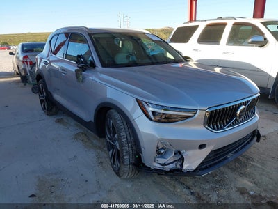 Volvo Xc40 2025