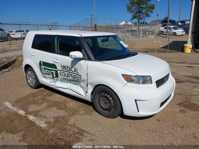 SCION XB 2010