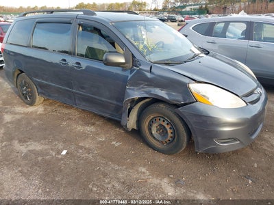 TOYOTA SIENNA 2009