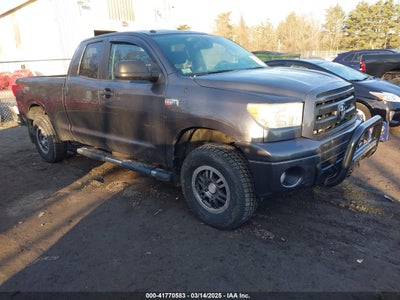 TOYOTA TUNDRA 2013
