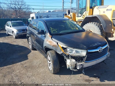 TOYOTA HIGHLANDER 2014