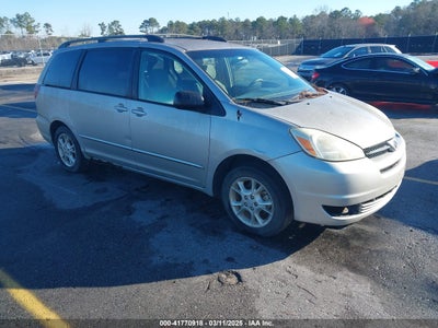 TOYOTA SIENNA 2005