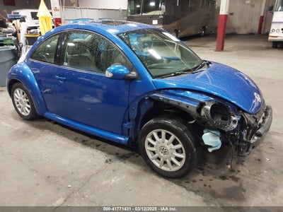 VOLKSWAGEN NEW BEETLE 2004