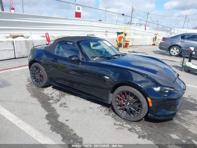 MAZDA MX-5 MIATA 2016