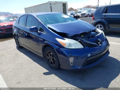 TOYOTA PRIUS 2012