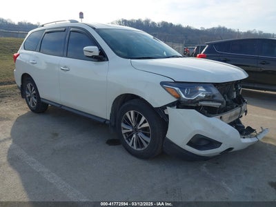 NISSAN PATHFINDER 2017