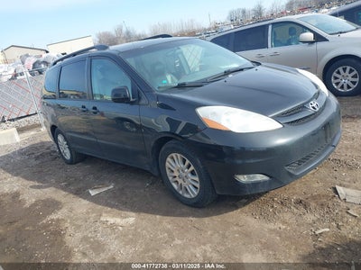 TOYOTA SIENNA 2008