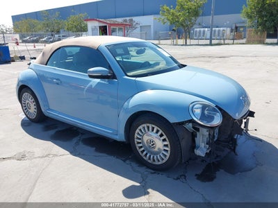 VOLKSWAGEN BEETLE 2013