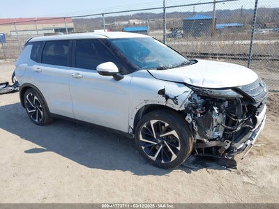 MITSUBISHI OUTLANDER 2022