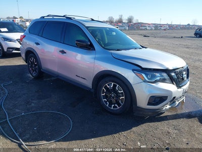 NISSAN PATHFINDER 2019