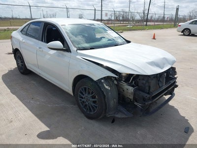VOLKSWAGEN JETTA 2019