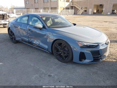AUDI E-TRON GT 2023