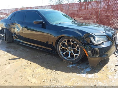 CHRYSLER 300 2015