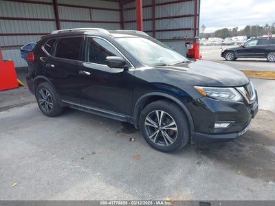 NISSAN ROGUE 2017