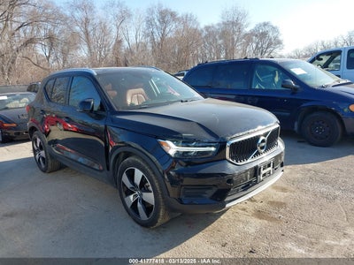VOLVO XC40 2020