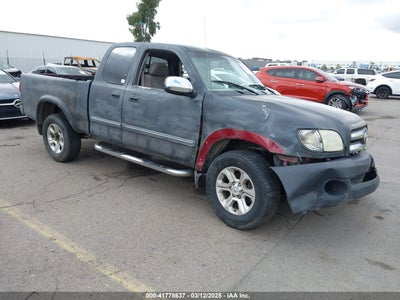 TOYOTA TUNDRA 2004