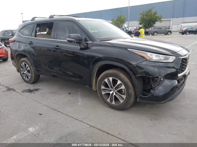 TOYOTA HIGHLANDER 2020