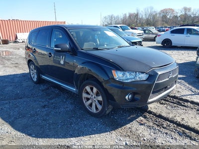 MITSUBISHI OUTLANDER 2011