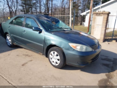 TOYOTA CAMRY 2004