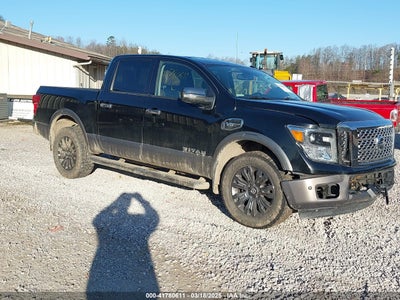 NISSAN TITAN 2017