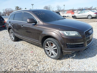 AUDI Q7 2011