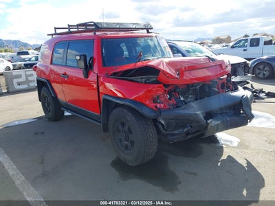TOYOTA FJ CRUISER 2012