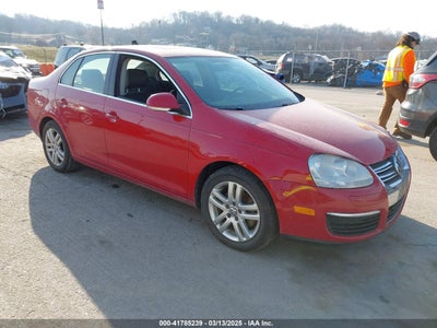 VOLKSWAGEN JETTA 2010